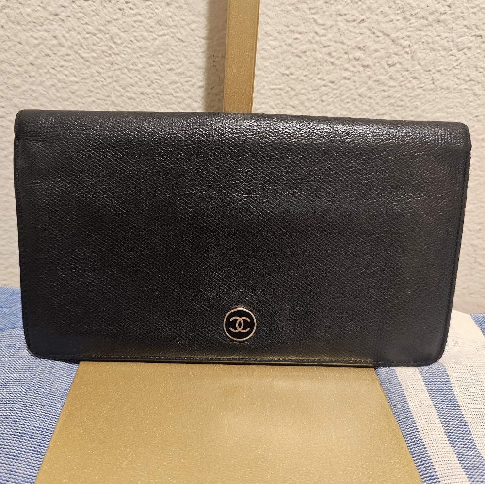 Chanel Black Leather Wallet With CC Button Logo (Rare)
